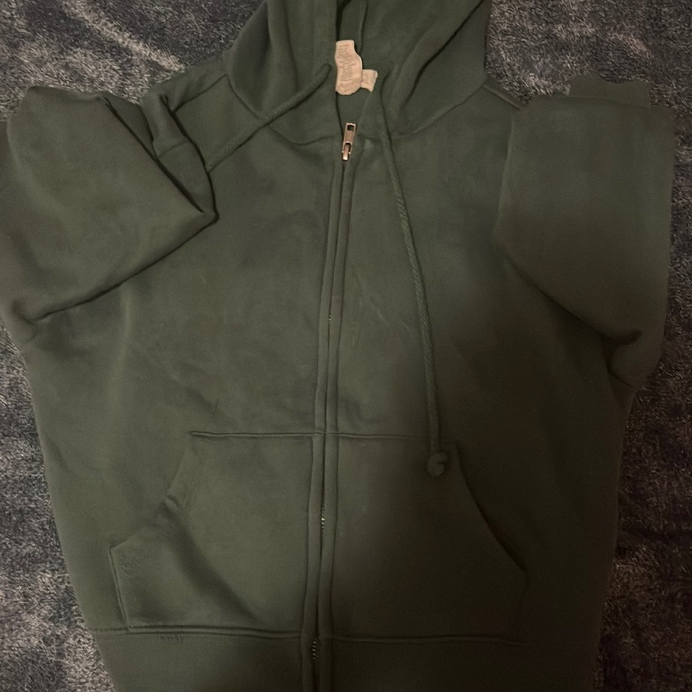 cropped green zip up sweater